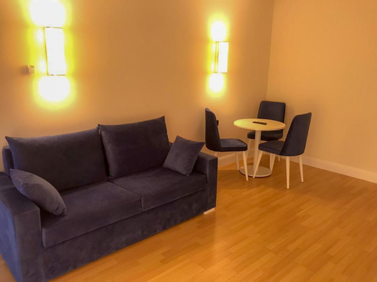 Diamond Apartment Batoumi Extérieur photo